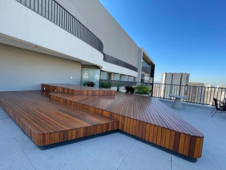 Nova Republica Piscina, Academia, Metro! São Paulo
